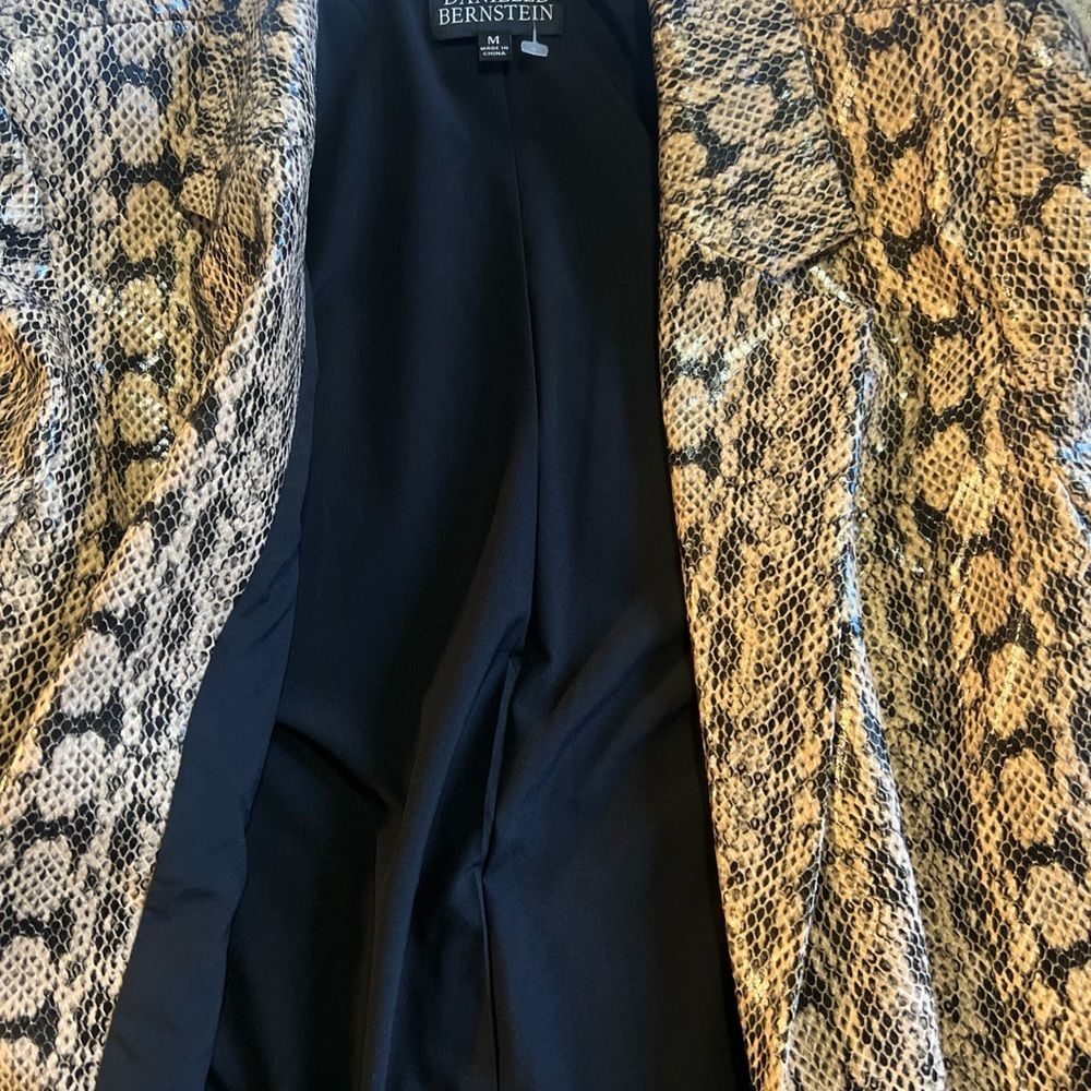 Danielle Bernstein Women's M Snake Print Vegan Leather Boss Babe Edgy NWT Blazer - Picture 4 of 5